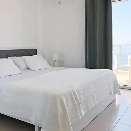 Luxury View Sarandë